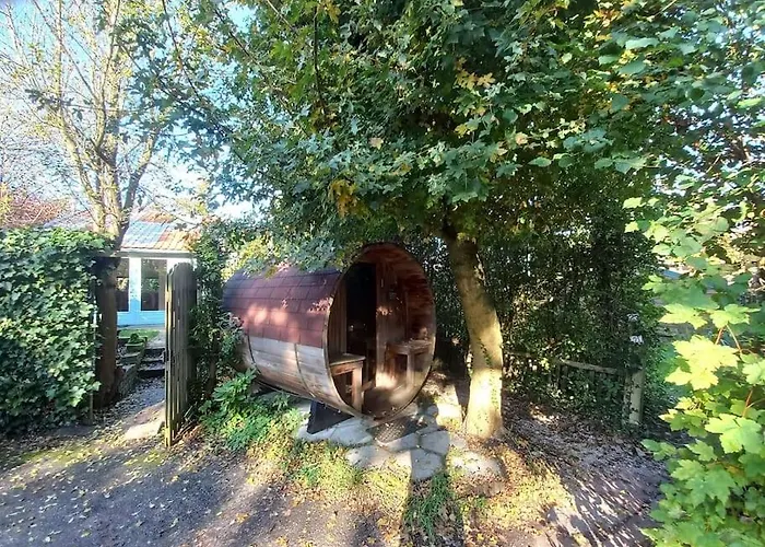 Casa vacanze With Sauna Close To The Sea *